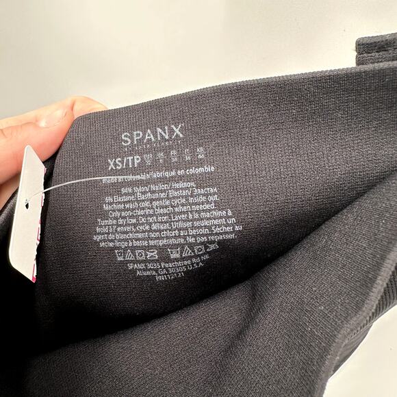 SPANX NWT Look at me Now Seamless Leggings in Black // XS - Picture 7 of 8